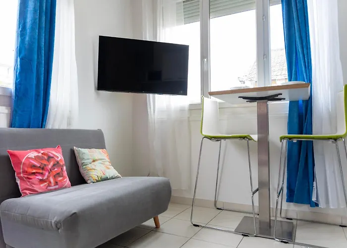 Le Petit Loft Apartment