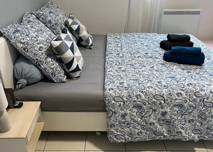 Apartment Le Petit Loft Bobigny