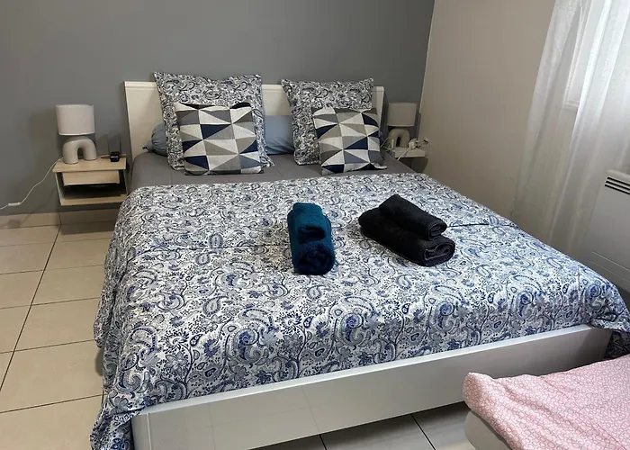 Le Petit Loft Apartment Bobigny